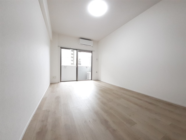 拡大写真:エンクレスト赤坂壱番館 6階601の寝室