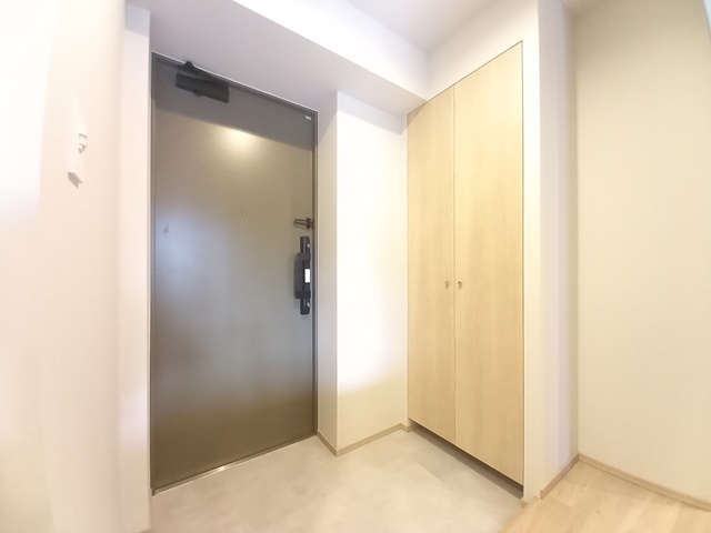 拡大写真:CLUB NEXUS 大濠西 3階301の玄関