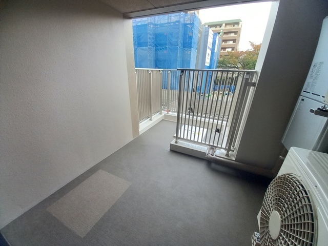 拡大写真:CLUB NEXUS 大濠西 3階301のバルコニー