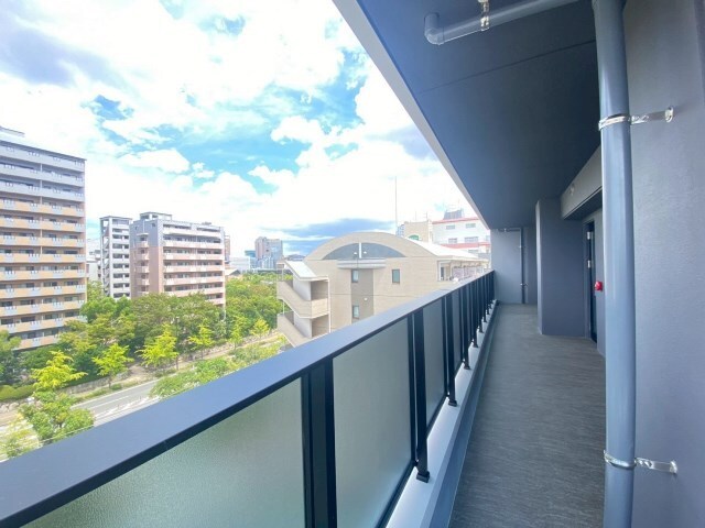 拡大写真:S-RESIDENCE百道aureate 7階703のバルコニー