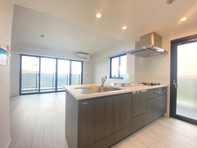 拡大写真:S-RESIDENCE百道aureate 7階703のリビング