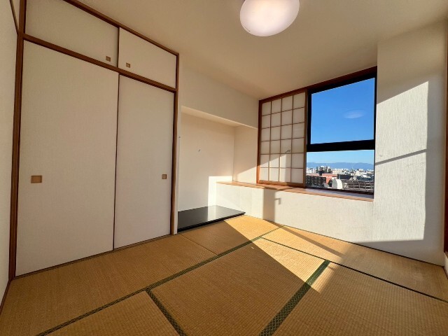 拡大写真:ネクサスシーサイド百道2号棟 10階1001の居間