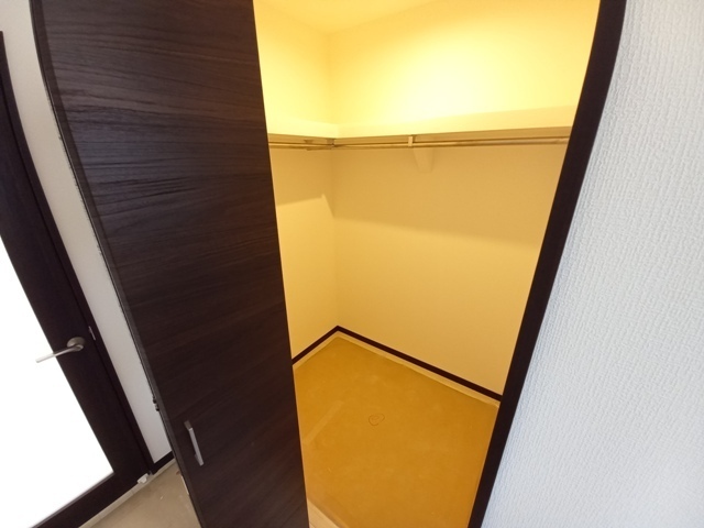 拡大写真:Nexus姪浜 3階301の収納