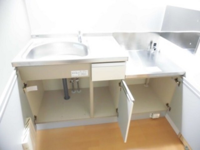 拡大写真:オークマンション 3階301のキッチン