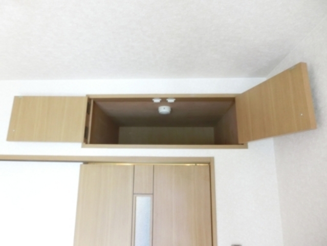 拡大写真:ダイナコート大濠公園ステーション 10Fの収納
