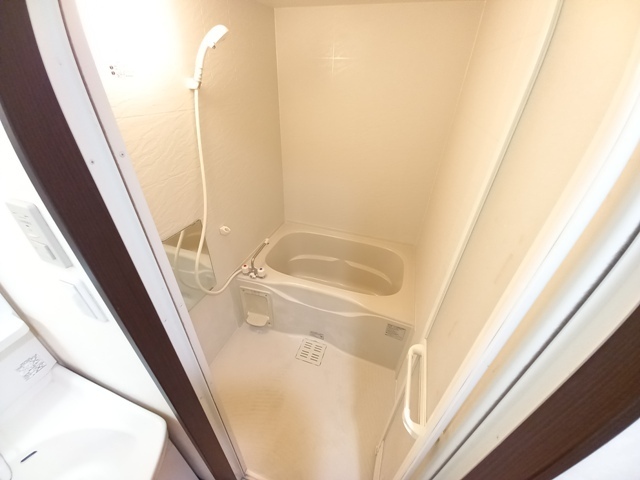 拡大写真:福岡市中央区荒戸3丁目 9階902の同物件別部屋