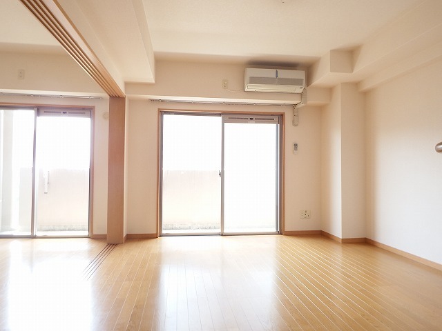 拡大写真:アーバス大手門 4階402の内装