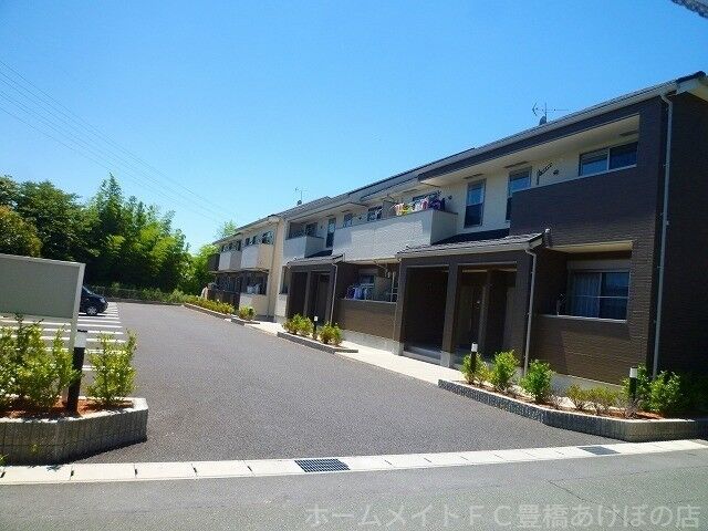 拡大写真:フレシール天伯 A棟 2階205のエントランス