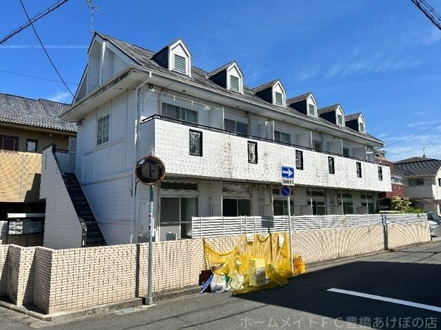 拡大写真：ペアパレス東田 2階202の建物外観