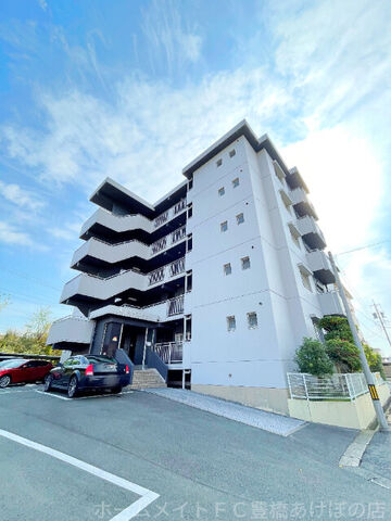 第2橋本マンションの外観