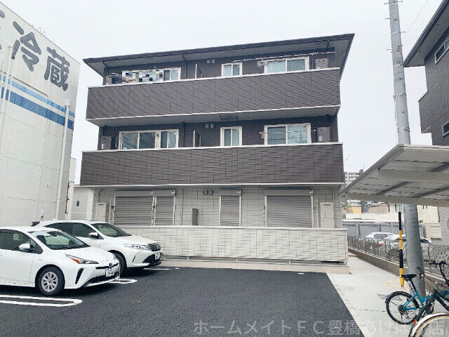 D-square湊町の外観