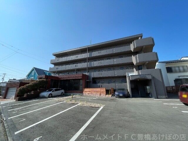 拡大写真:ユトリロ北山 4階407の建物外観