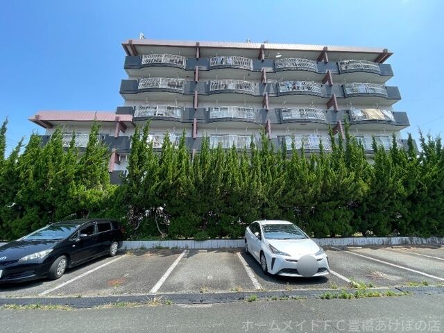 オリエンタルハイツの外観