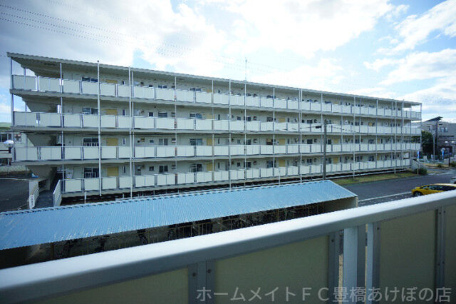 拡大写真:ビレッジハウス津田 4号棟 2階201の建物外観