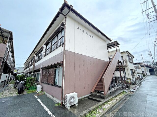 コーポ鈴森Aの外観
