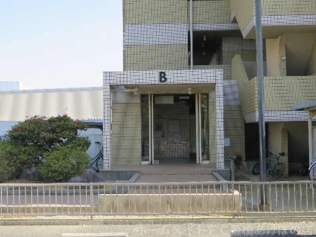 拡大写真:サンシティ千代田B 8階803のエントランス