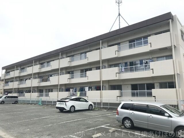 拡大写真:リゾートハイツ山本 地下1階B17の建物外観