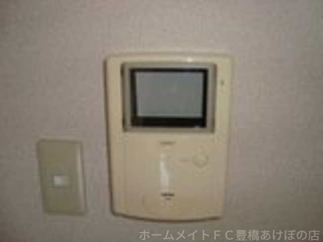 拡大写真:レッドウィング3番館 2階203のカメラ付インターホン