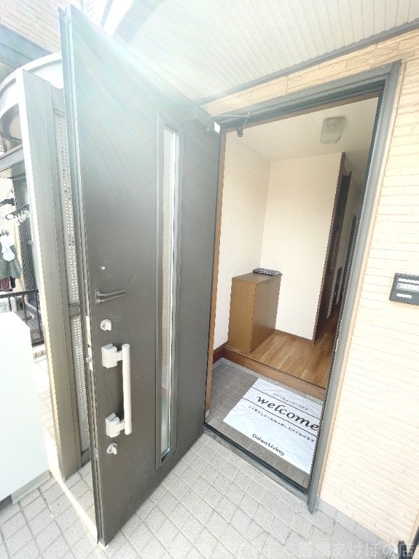 拡大写真:iホームTOWN 五番館 1階101の玄関