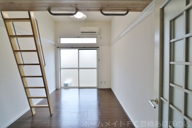 拡大写真:レオパレス東田第一 1階106の寝室