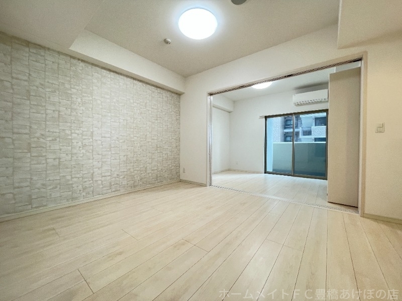 拡大写真:CASA94 5階0503の居室・リビング