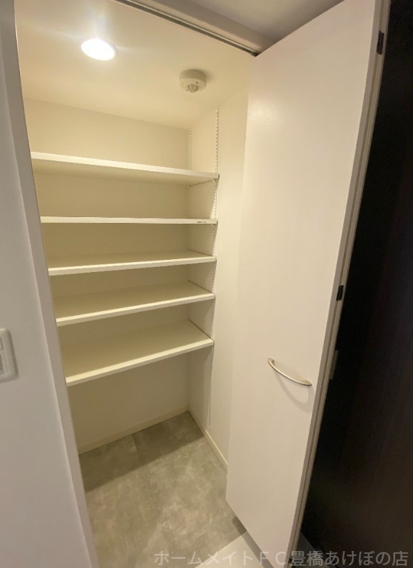 拡大写真:CASA94 11階1104の同型別部屋写真