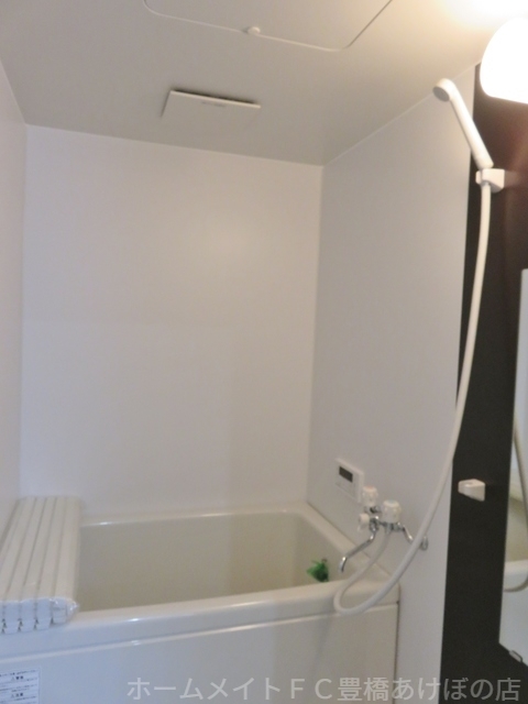 拡大写真:GRASTA 2階203の同型別部屋写真