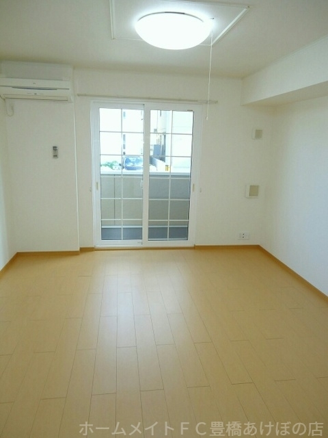 拡大写真：JOYFUL HOUSE 1階103の内観