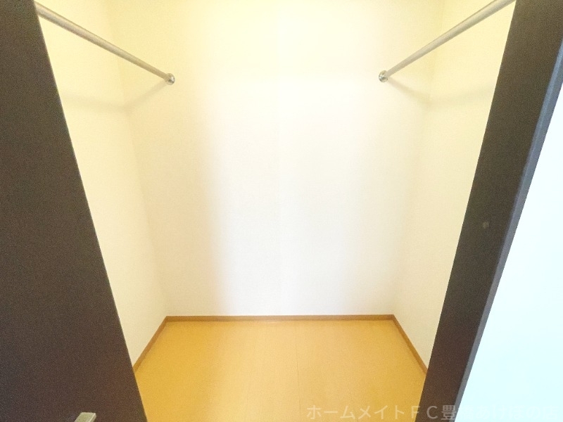 拡大写真:エムロード 3階303の収納