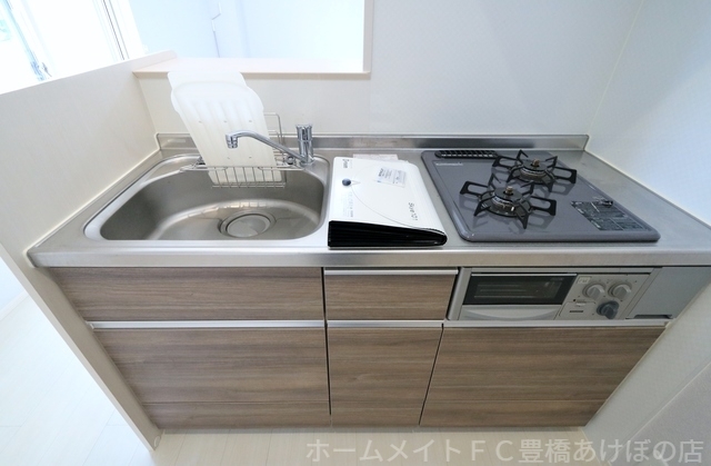 拡大写真:skye 1階101のキッチン
