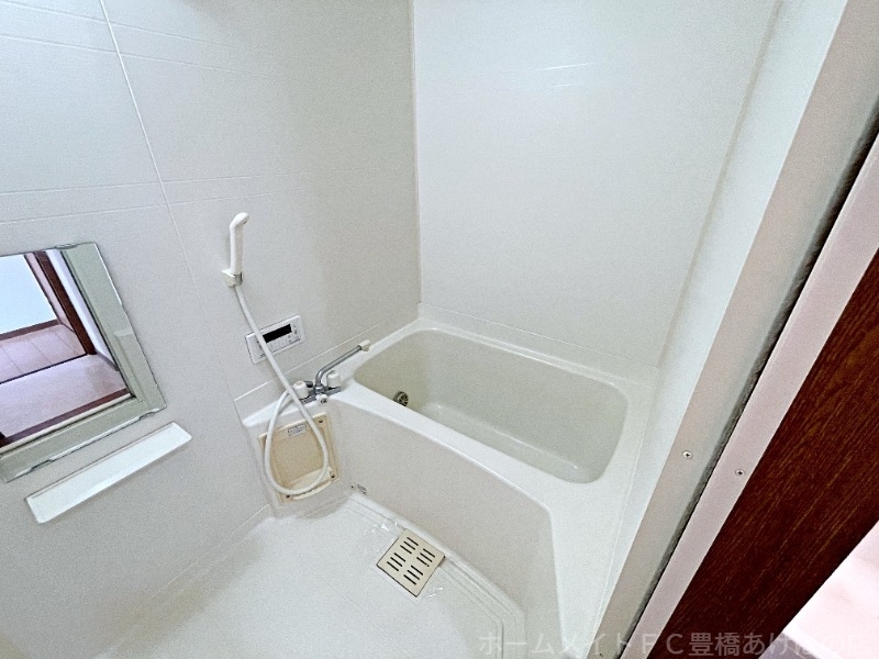 拡大写真:ウイングハイツ 2階202の同型別部屋写真(反転)