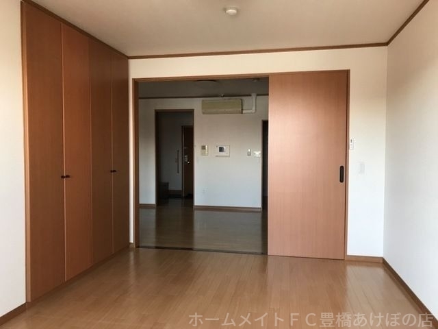 拡大写真:スターガーデン新栄 2階207の内観