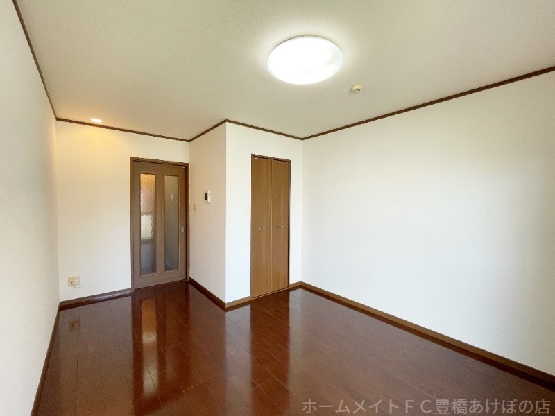 拡大写真:アンフィールド 1階102の同型別部屋写真