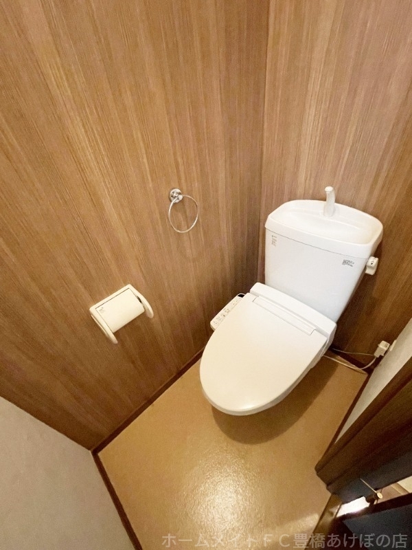拡大写真:アンフィールド 1階102の同型別部屋写真