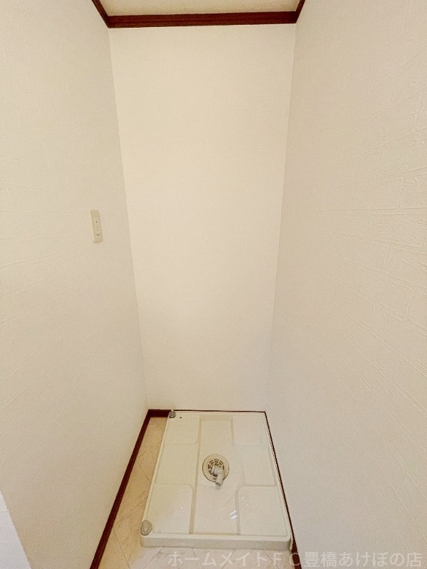 拡大写真:アンフィールド 1階102の同型別部屋写真