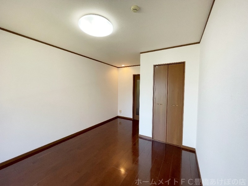 拡大写真:アンフィールド 1階102の同型別部屋写真