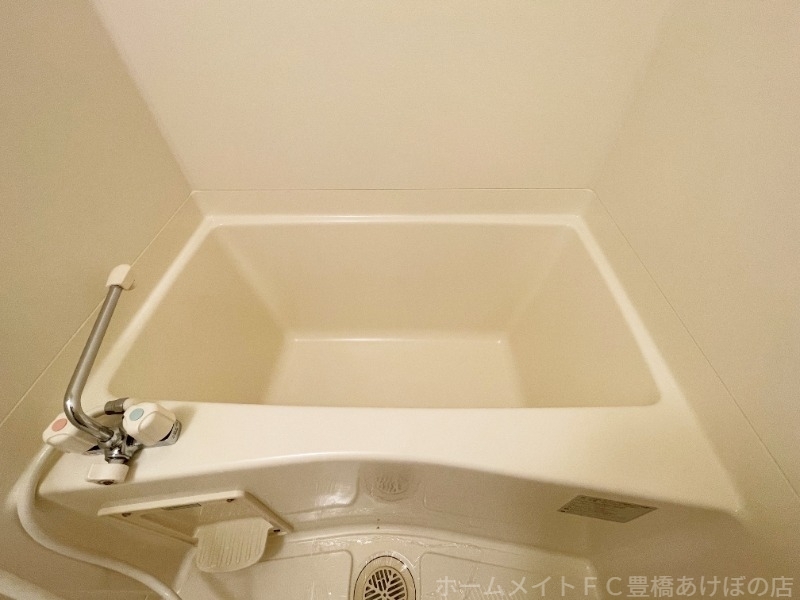 拡大写真:アンフィールド 1階102の同型別部屋写真