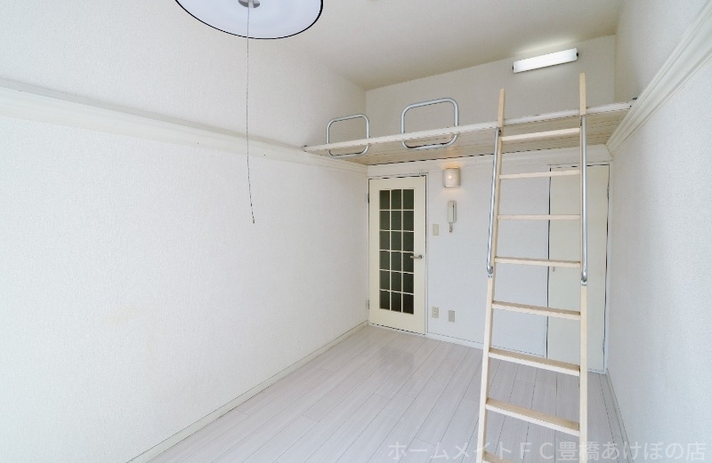 拡大写真:カーサ井原 1階110の内観