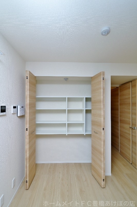 拡大写真：トカティ 2階206の同型別部屋写真