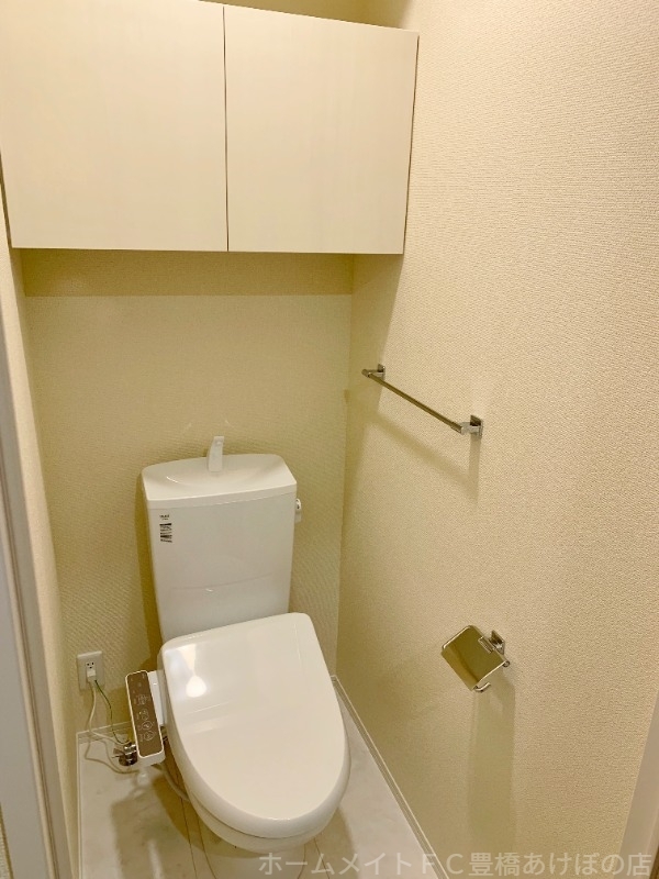 拡大写真:D-square湊町 1階105のトイレ
