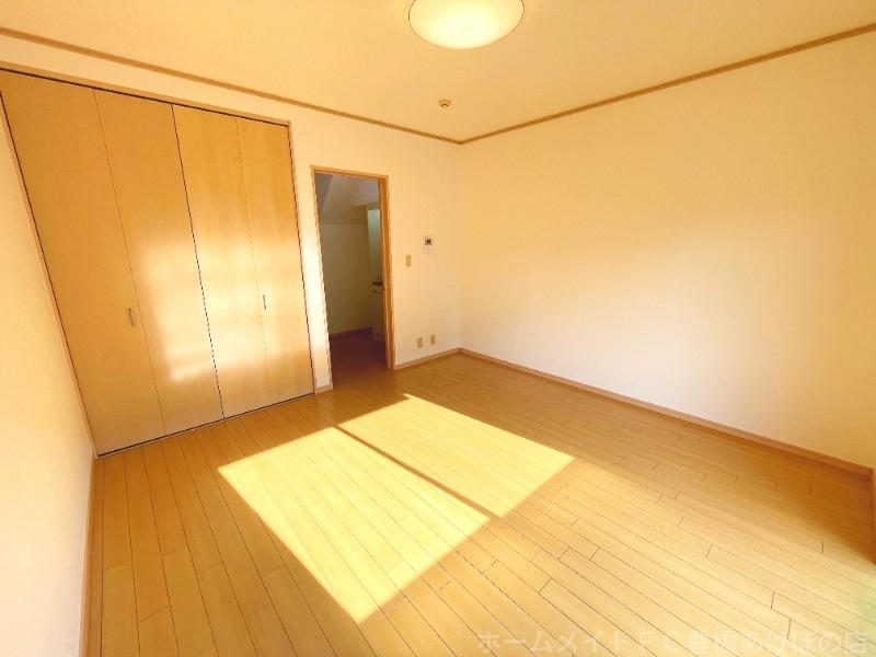 拡大写真:カルディア 1階108の内観