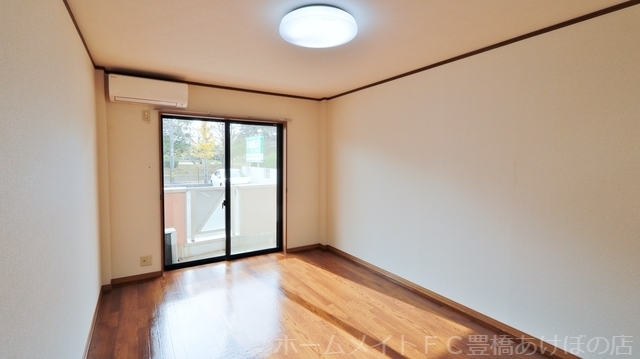 拡大写真:パークハイツ・平川 2階203の同型別部屋写真