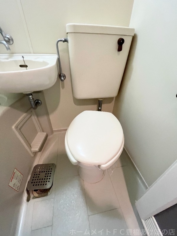 拡大写真:NF GRAN 豊橋 1階104の同型別部屋写真(反転)