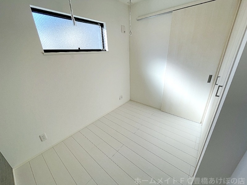 拡大写真:朝風のノーブル 1階103の内観