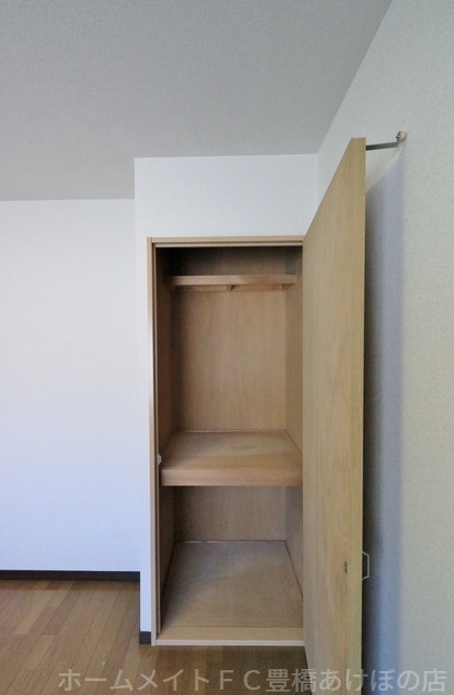 拡大写真:Surplus華B 2階201の同型別部屋写真