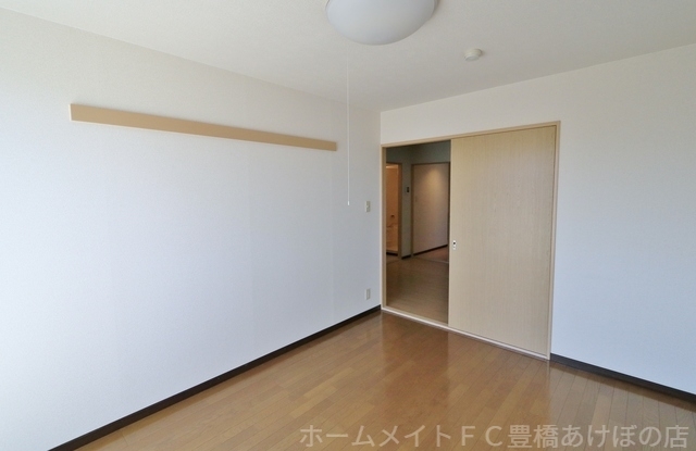 拡大写真:Surplus華B 2階201の同型別部屋写真