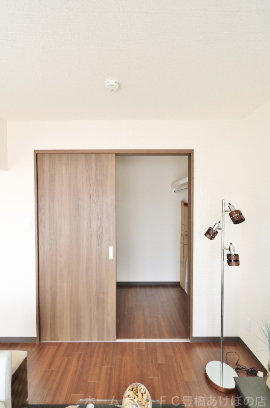 拡大写真:メゾンドクレアール 1階103の同型別部屋写真