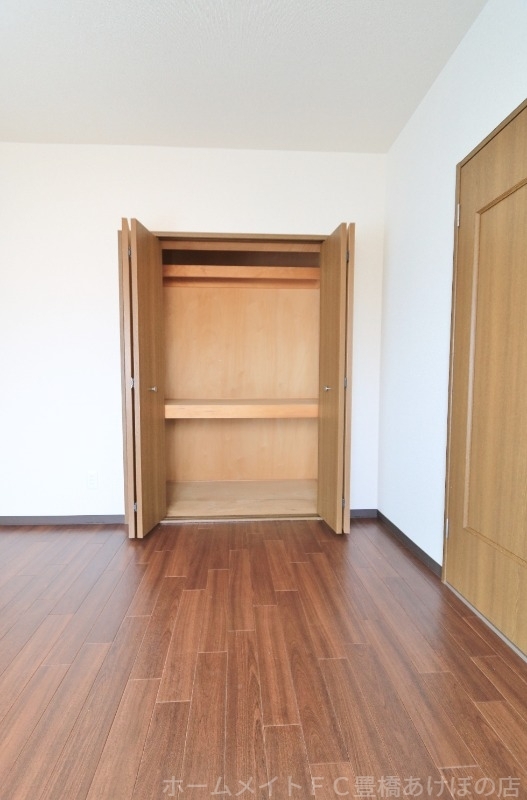 拡大写真:メゾンドクレアール 1階103の同型別部屋写真