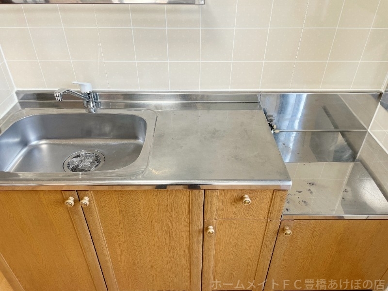 拡大写真:ハートホーム西沢 B棟 1階102の同型別部屋写真(反転)