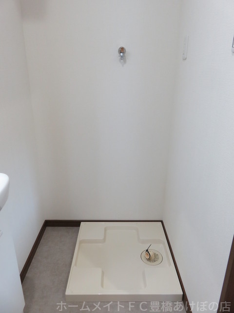拡大写真:GRASTA 3階303の同型別部屋写真